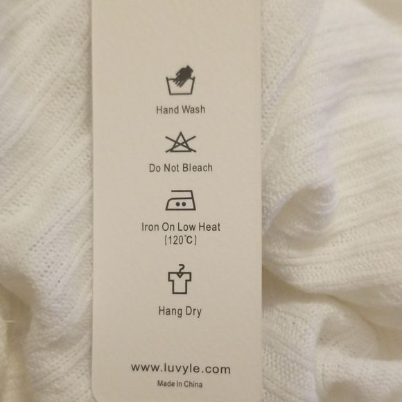 Numerous colors of long sleeved sweaters - Picture 5 of 6